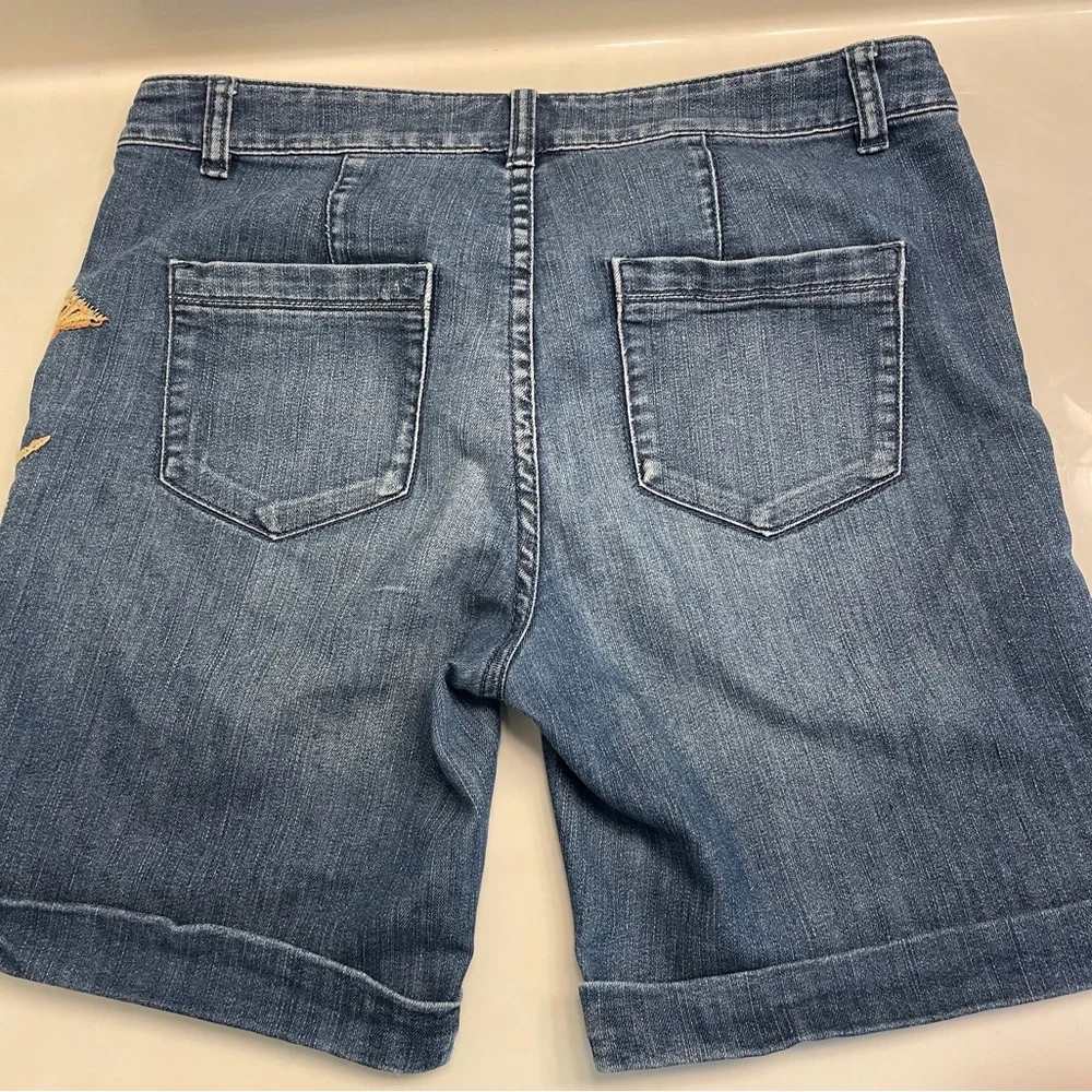 Anthropologie ETT TWA Denim Jean Shorts with Lobster Embroidery - Picture 2 of 6